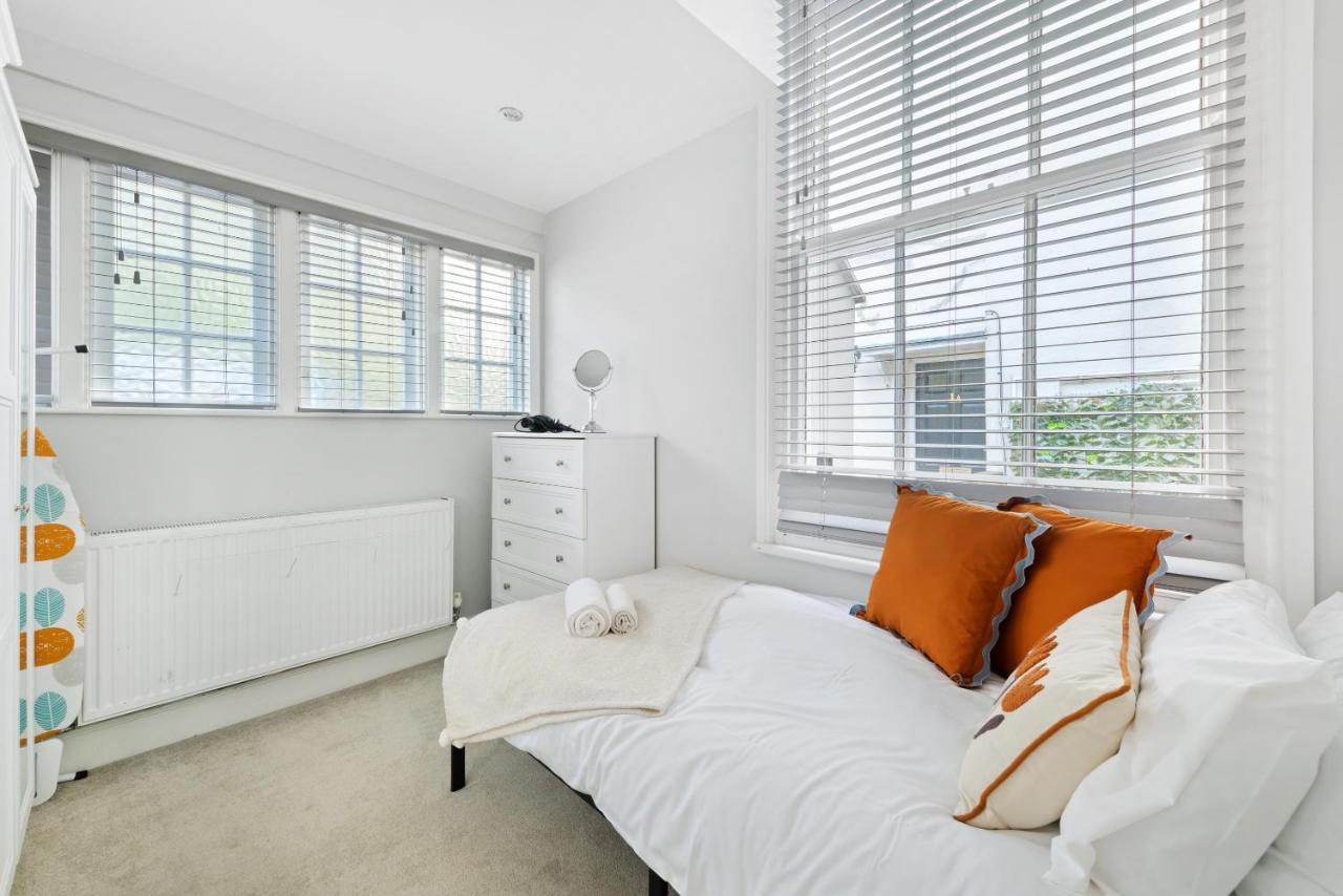 Spacious 2 Bedroom Apartment In Park Estate Nottingham Dış mekan fotoğraf